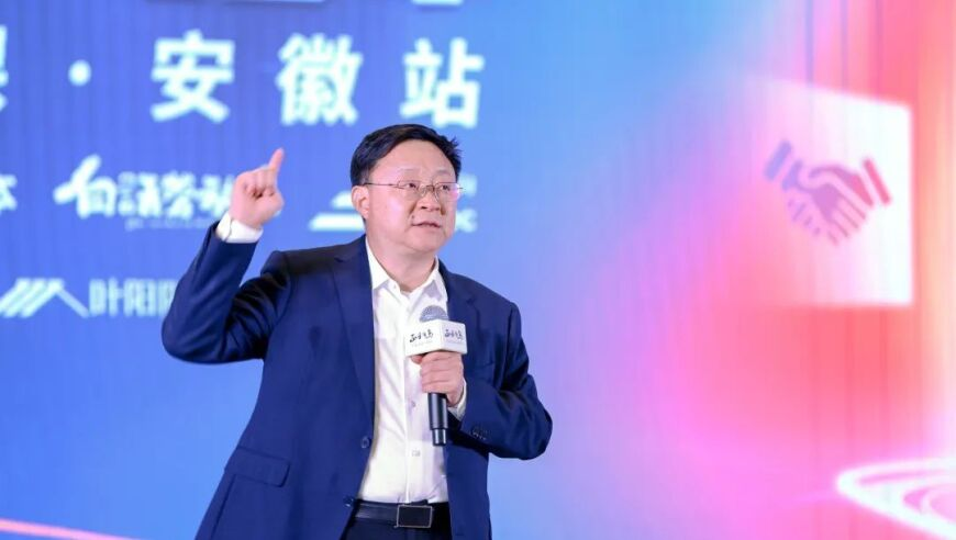 黄金为啥“杀疯了”,118免费正版资料大全,经典解释落实_终极版V9.30